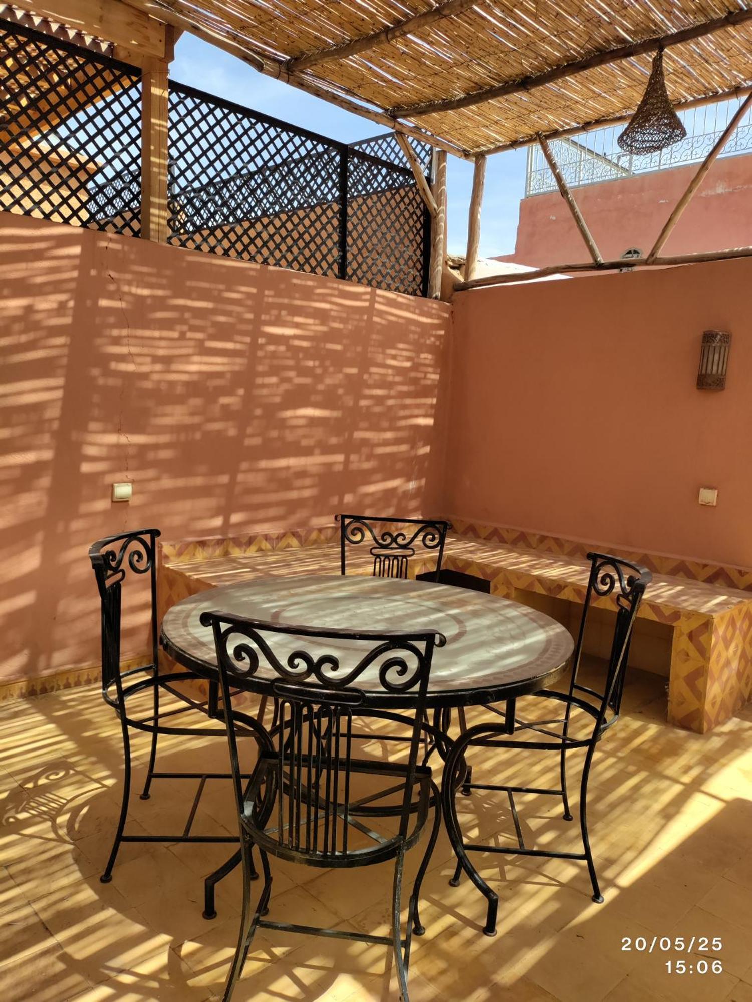 Made In Berbere, By Maison Noe , Al Quaria Asiyahia Ab 40 Bed & Breakfast